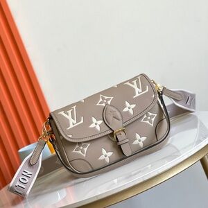 Louis Vuitton Taupe Monogram Saddle Bag with Removable Strap